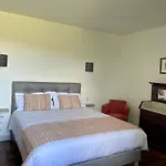 Hotell La Chatelleraie Saint-Étienne-de-Maurs