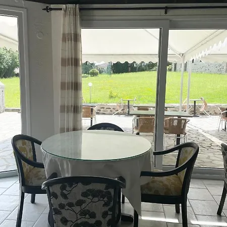 ホテル La Chatelleraie