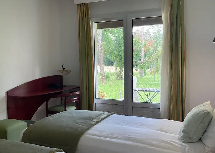 La Chatelleraie Отель Saint-Etienne-de-Maurs